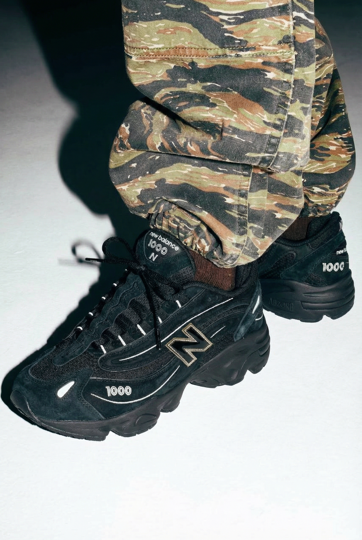 New Balance 1000 Lunar Year - Black