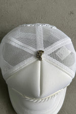 Syna World Rope Trucker Hat – White - MAGIC CITY