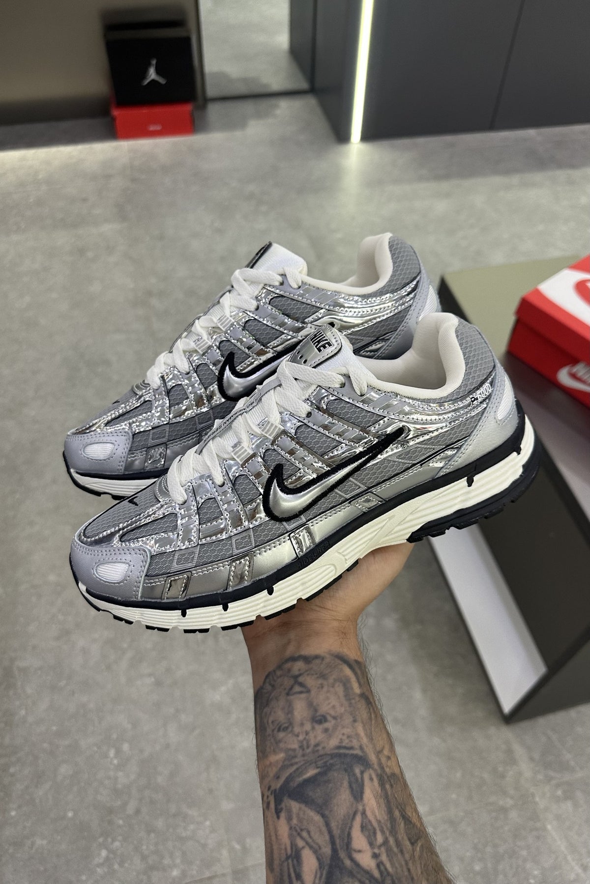 Nike P-6000 Metallic Silver - lifestyle