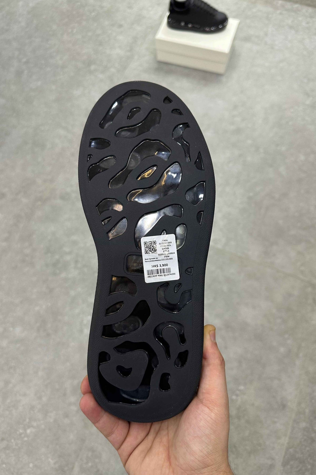 Alexander McQueen Oversized Sneaker 'Clear Sole - Black