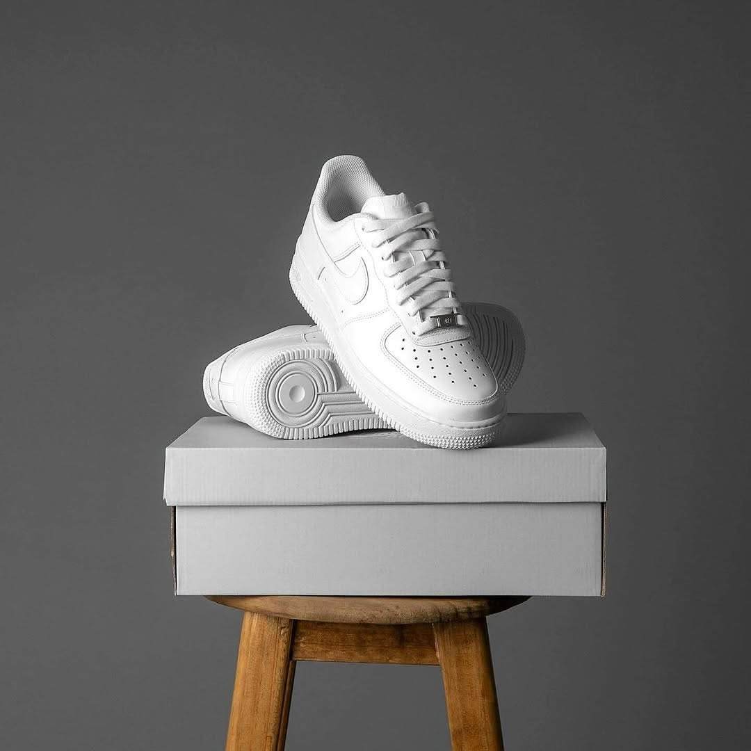 Nìke Airforce 1 Triple White - MAGIC CITY