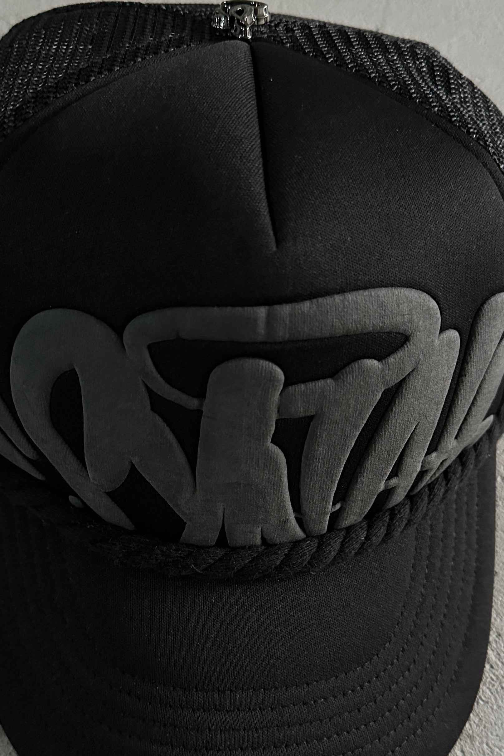 Syna World Rope Trucker Hat – BLACK