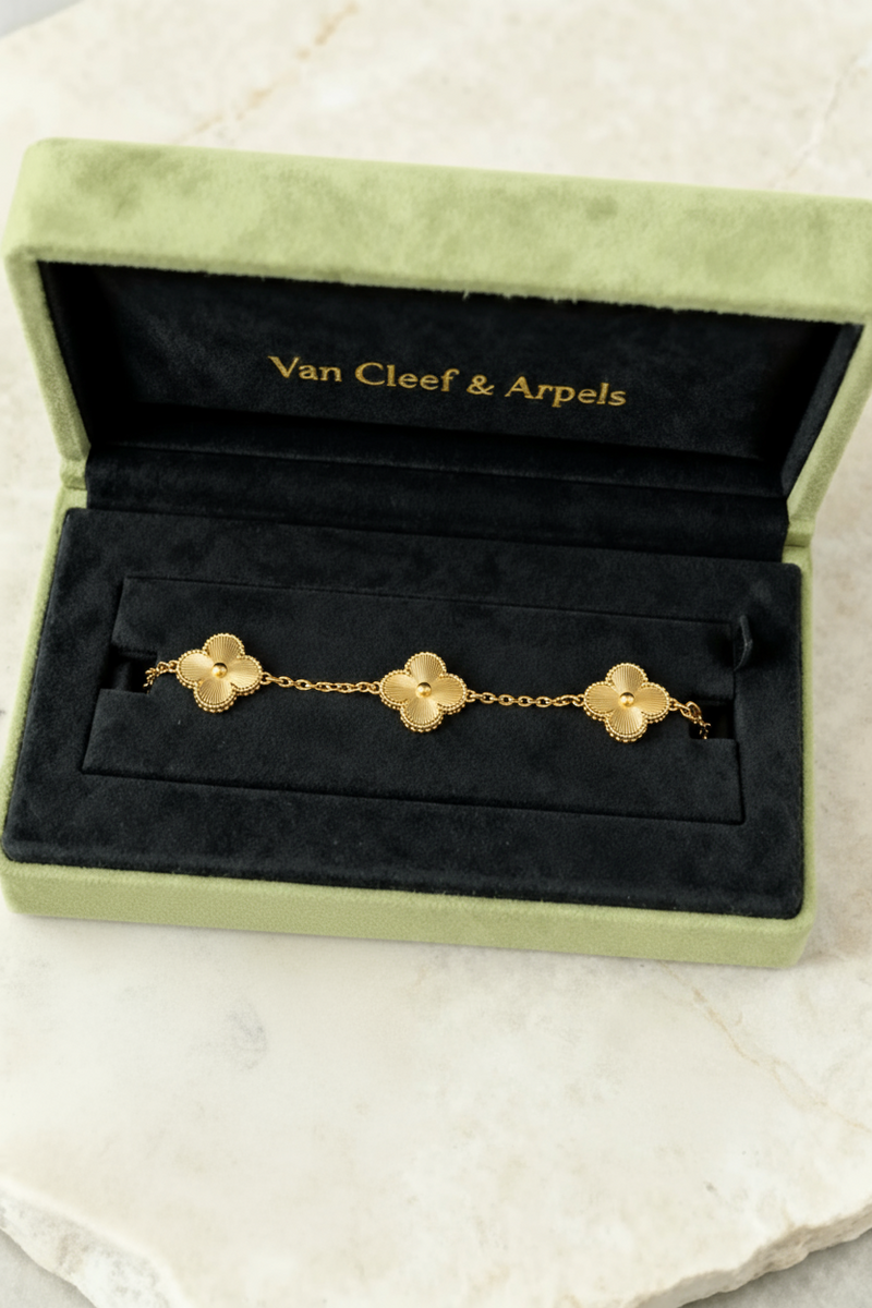 Van Cleef & Arpels Yellow Gold 5 Motif Vintage Alhambra - Stainless Steel