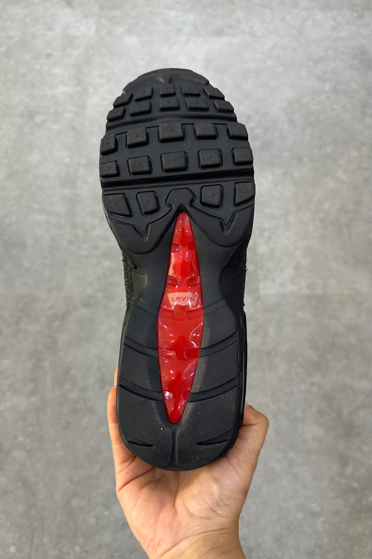 Nike Air Max 95 x Levi's – Black