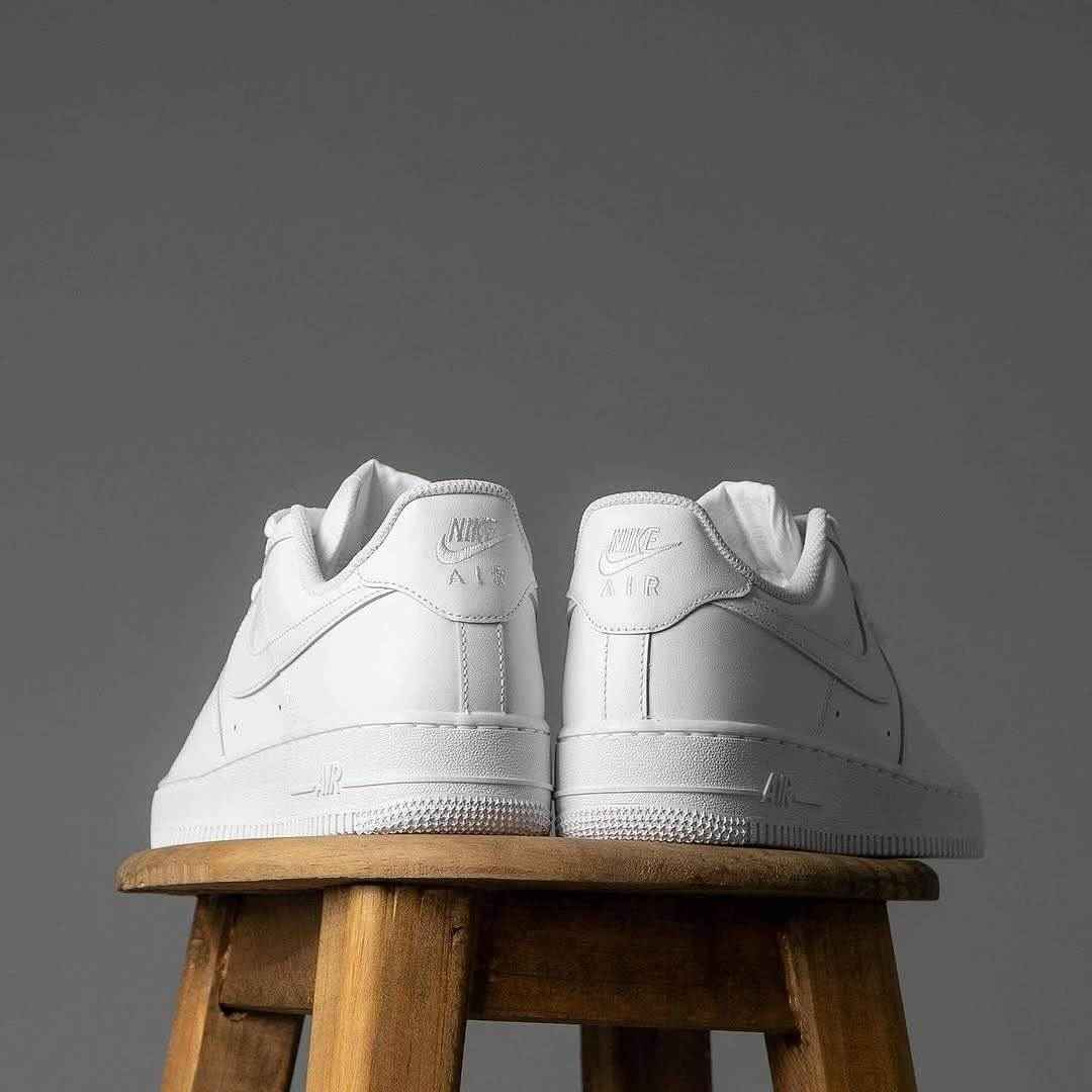 Nike Air Force 1 Triple White - MAGIC CITY