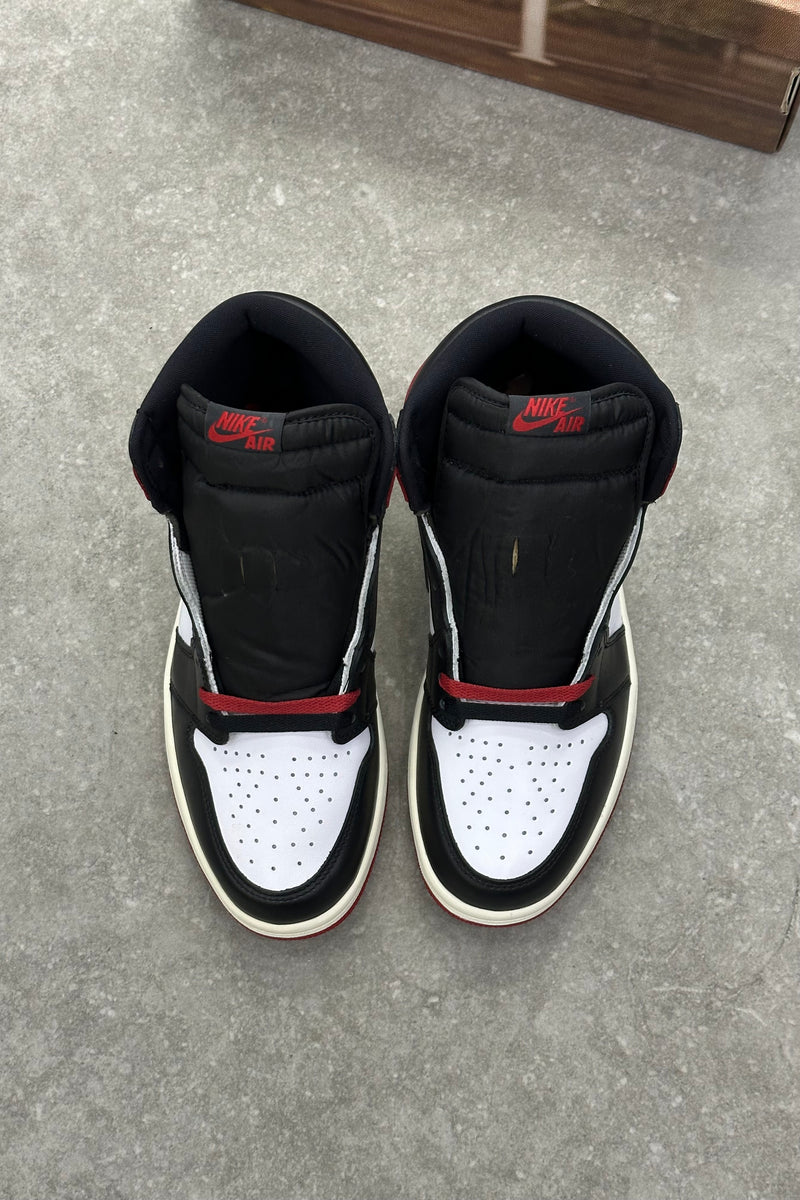 Jordan 1 Retro High OG - Black Toe Reimagined