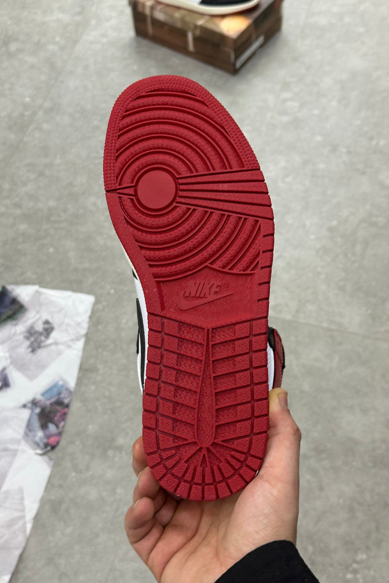 Jordan 1 Retro High OG - Black Toe Reimagined