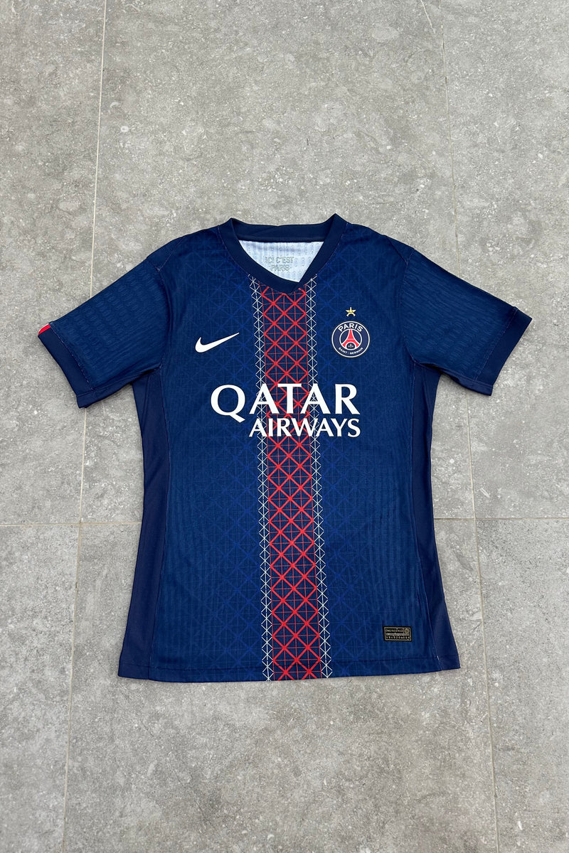 Paris Saint Germain 2025/26
XO The Weeknd | Player Version - MAGIC CITY