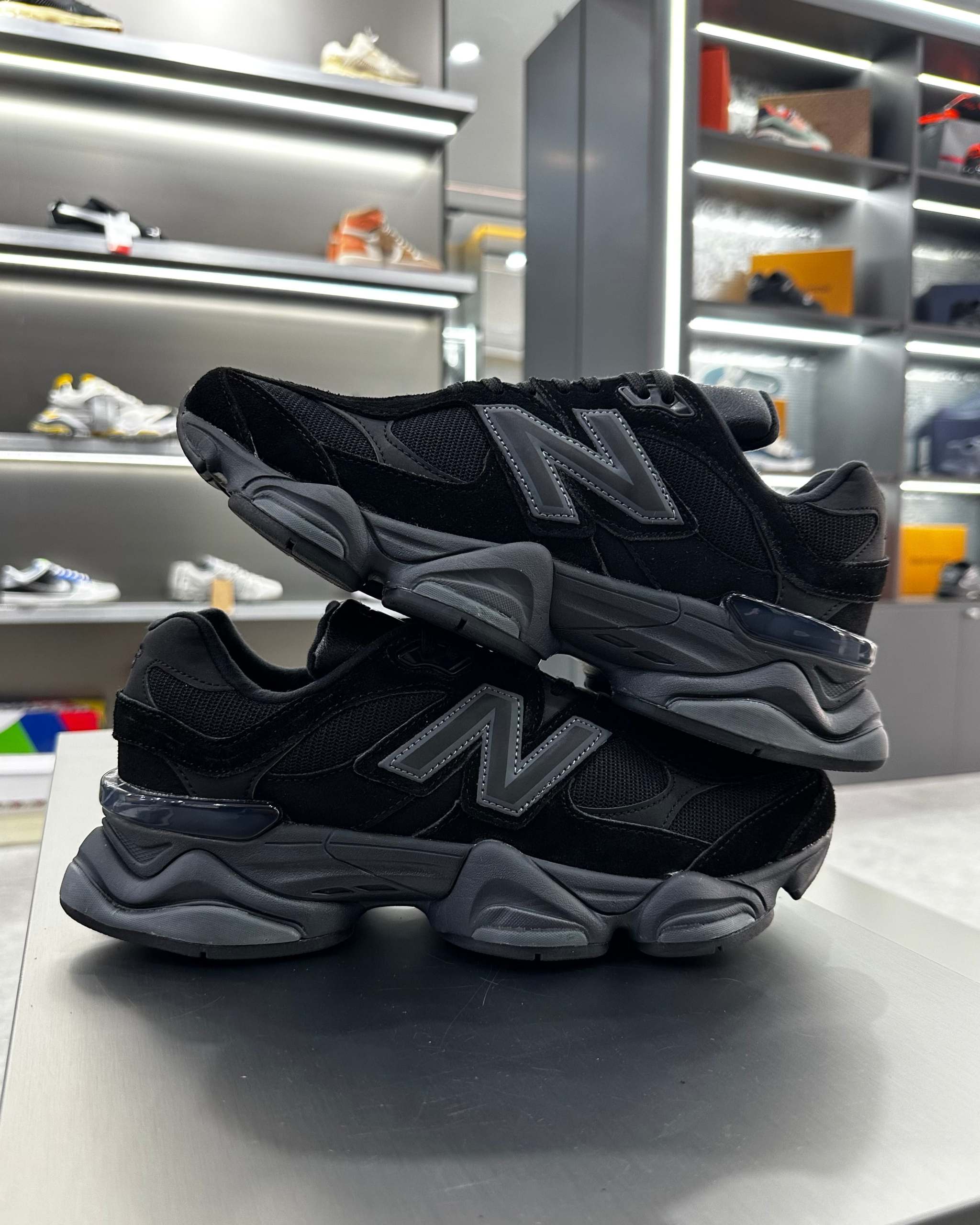NB 9060 Triple Black