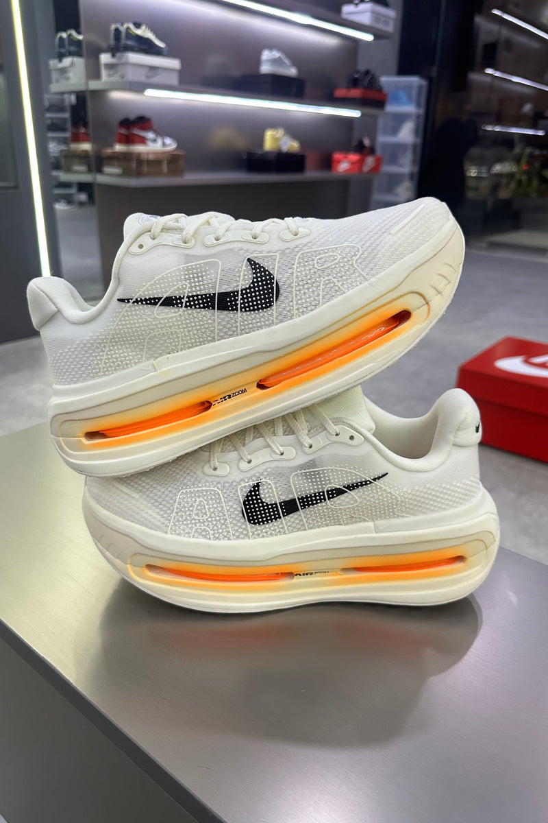 Nike Vomero Premium - White Bright Crimson