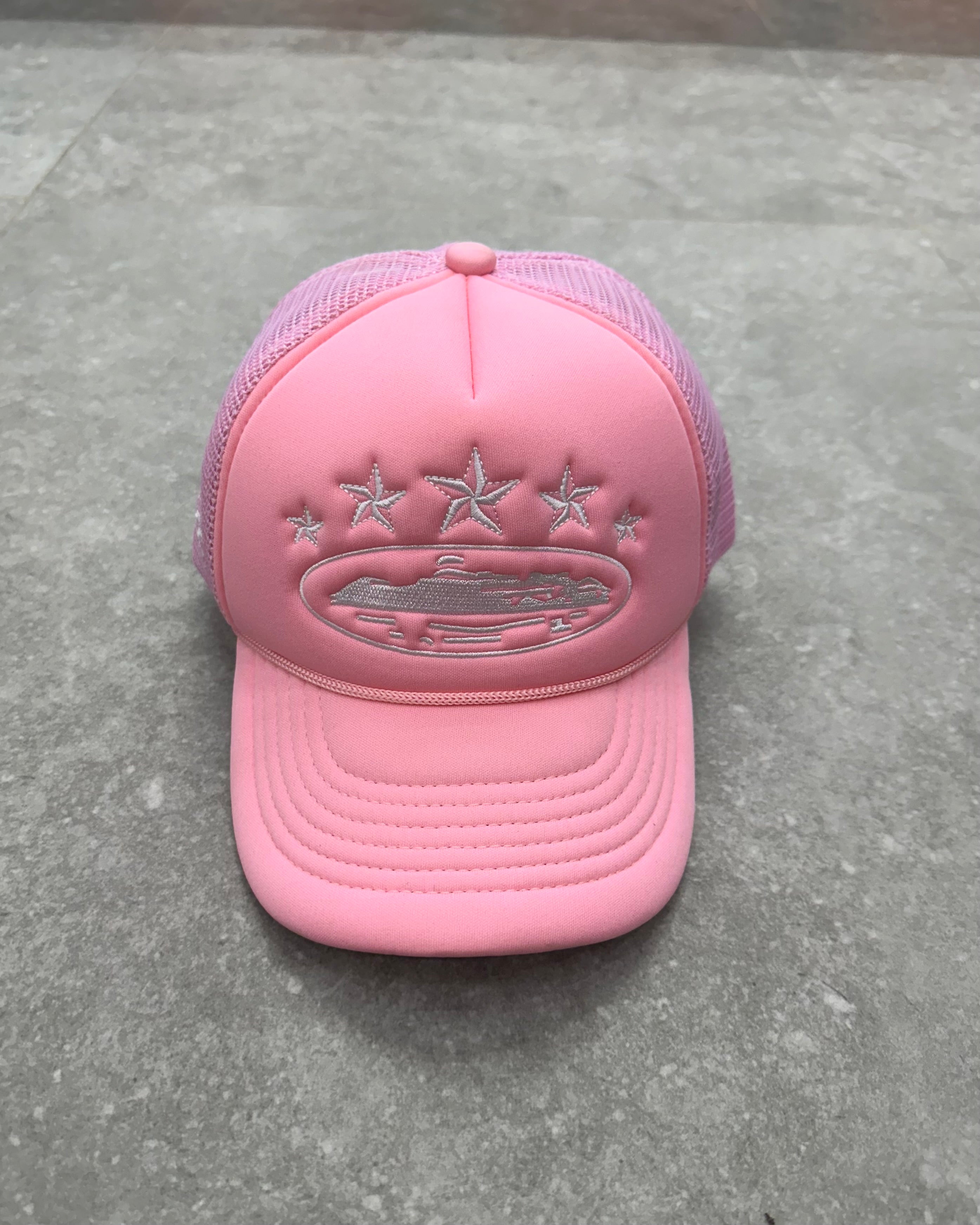 CORTEIZ 5 STARZ Alcatraz Trucker Hat – Pink