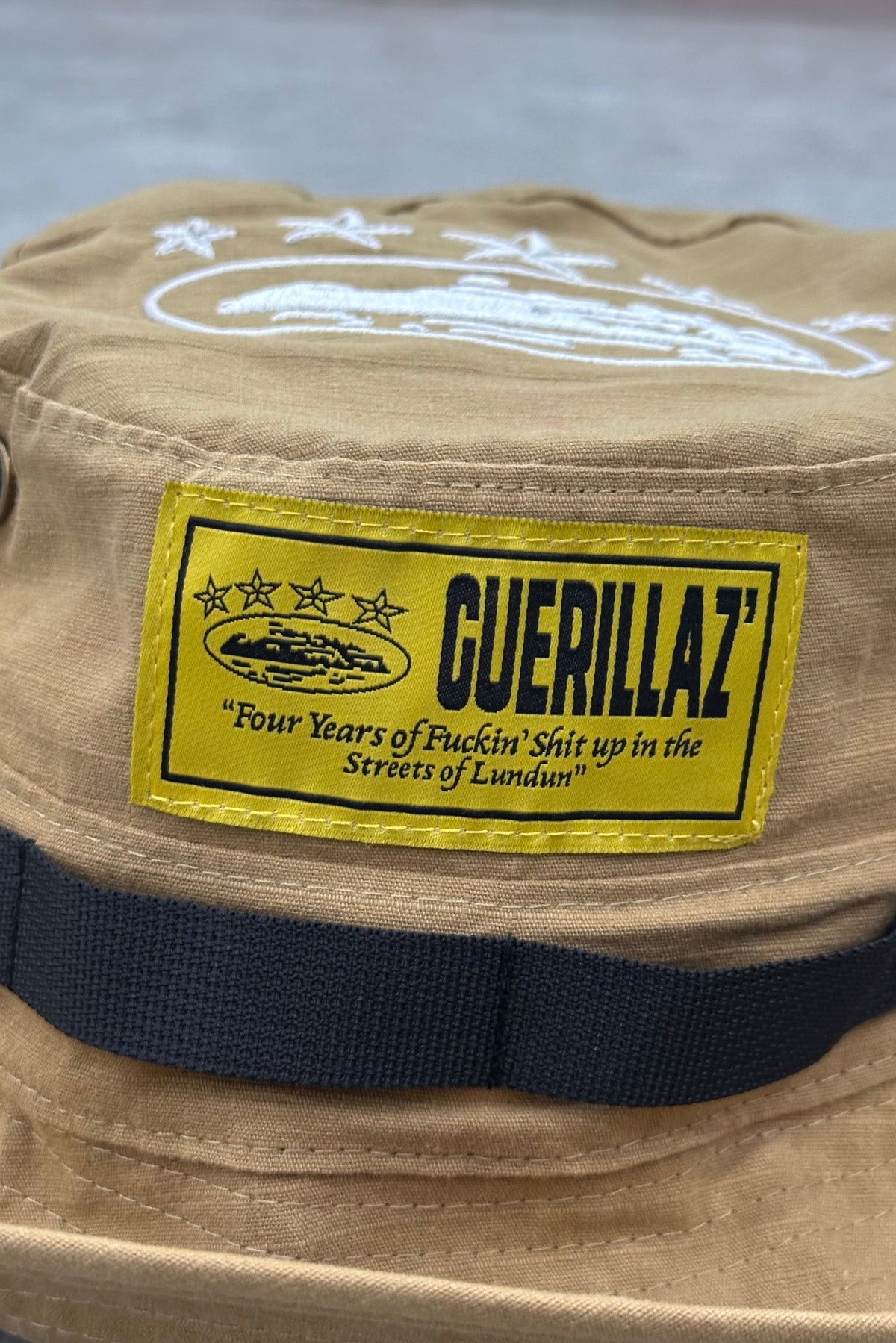 Corteiz OG Guerillaz Bucket Hat - Sandy - MAGIC CITY