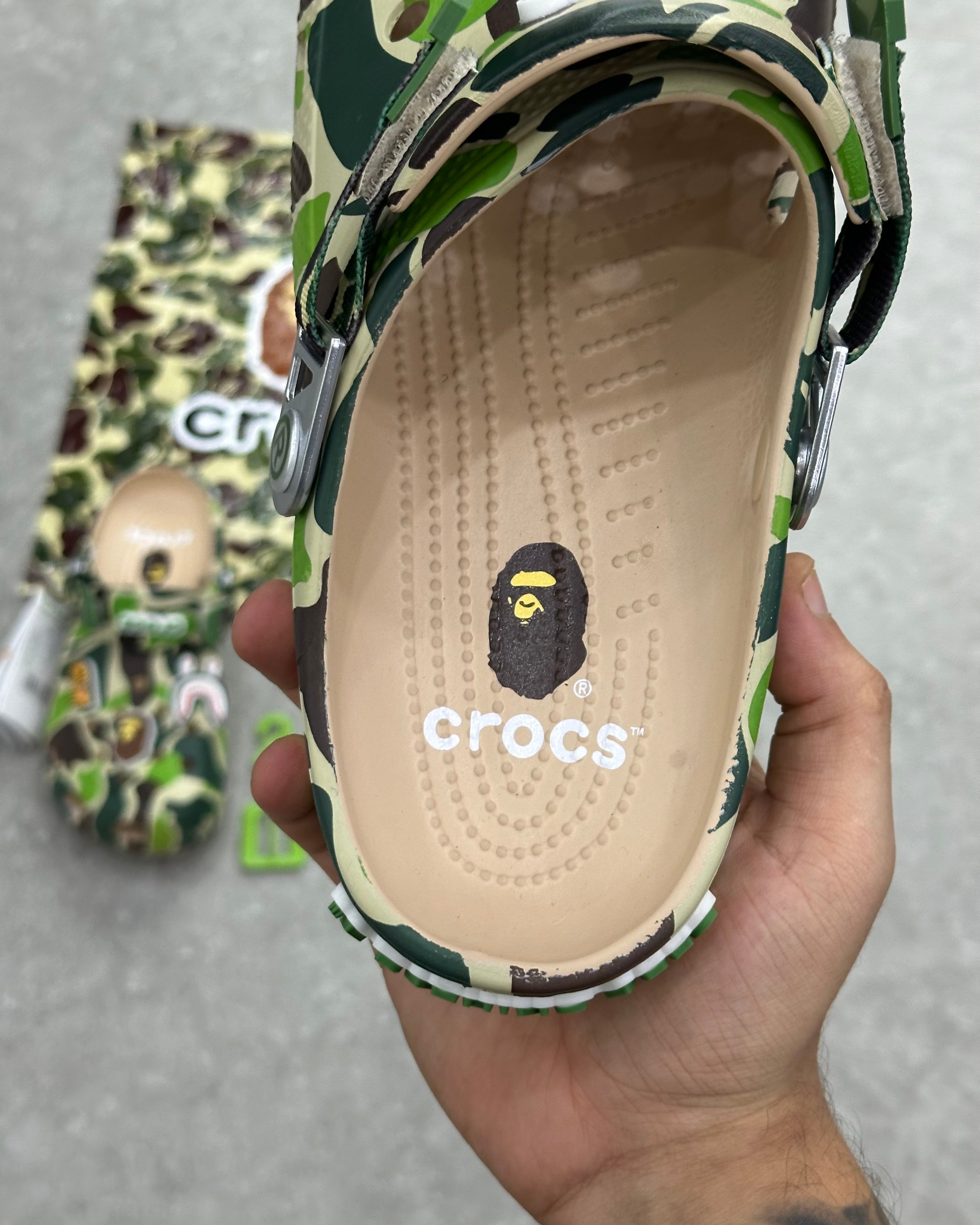 Crocs X A Bathing Ape ABC
Camo - Green