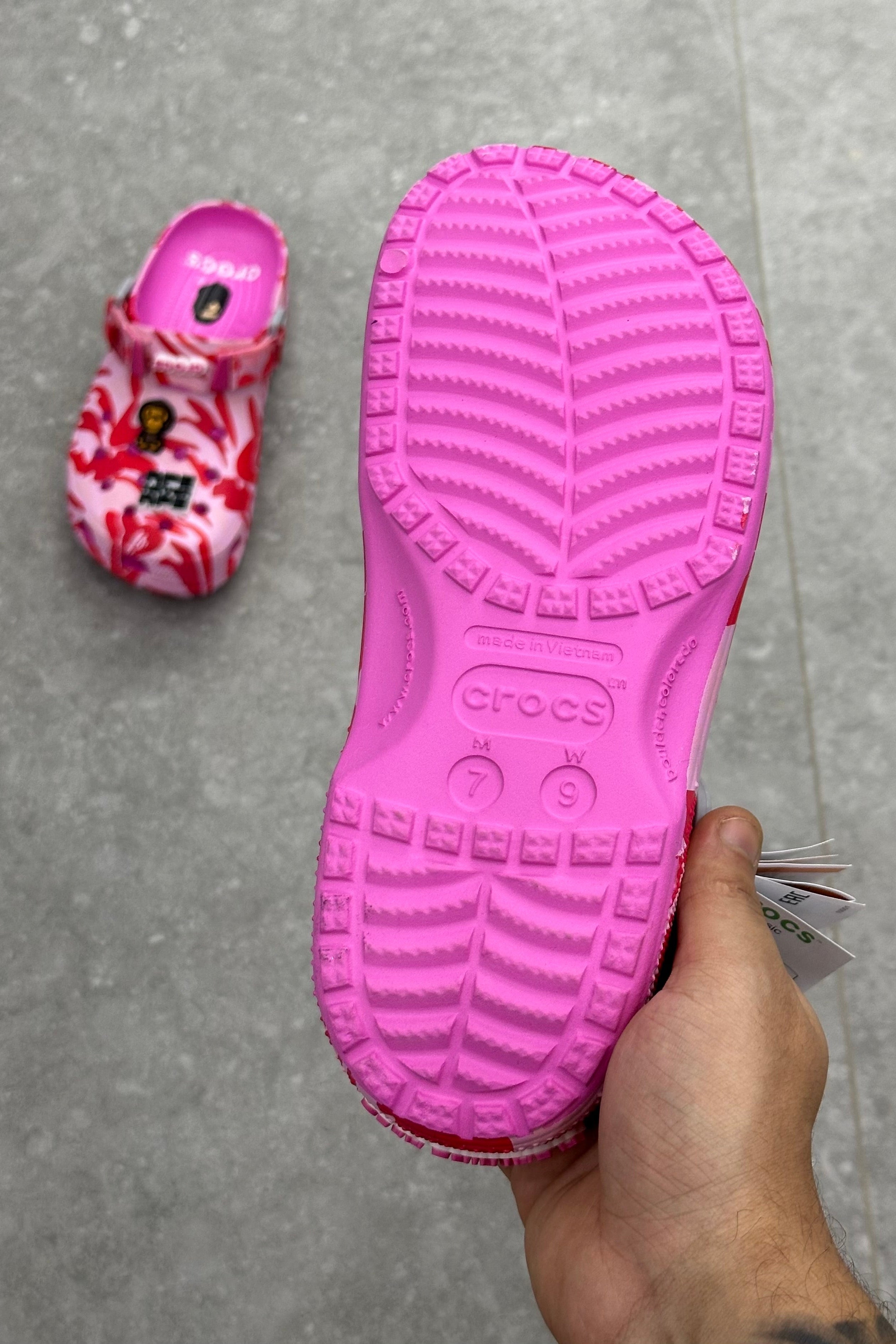 Crocs X A Bathing Ape ABC
Camo - Pink - MAGIC CITY