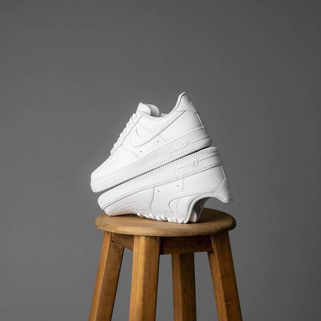 Nike Air Force 1 Triple White - MAGIC CITY