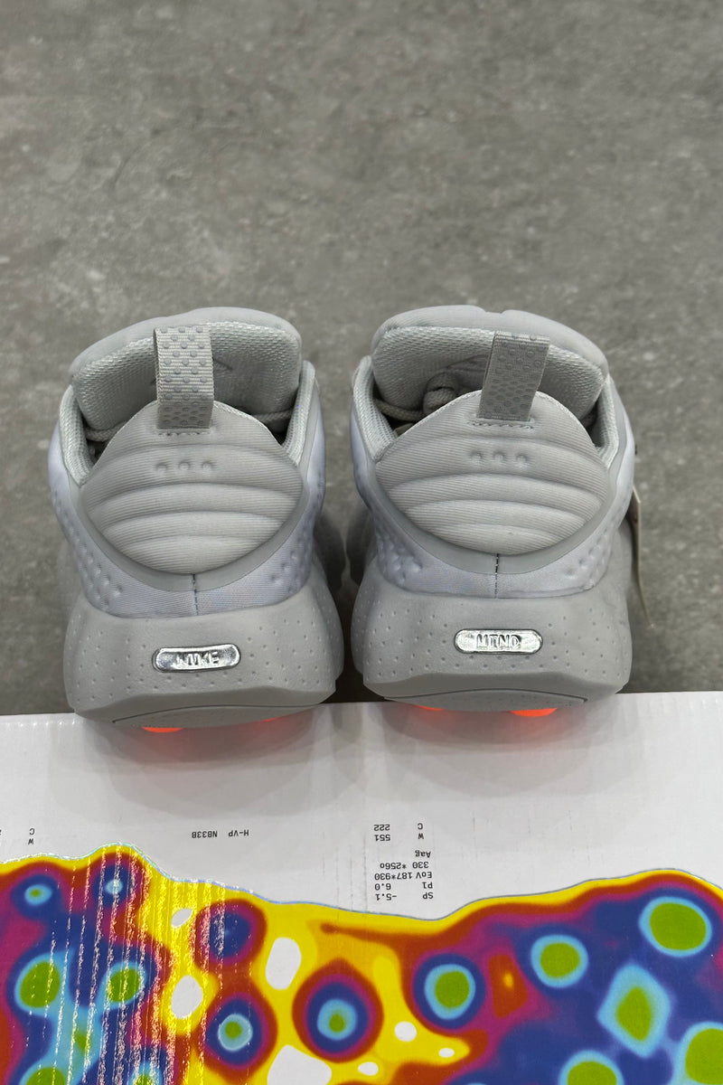Nike Mind 002 - Light Smoke Grey