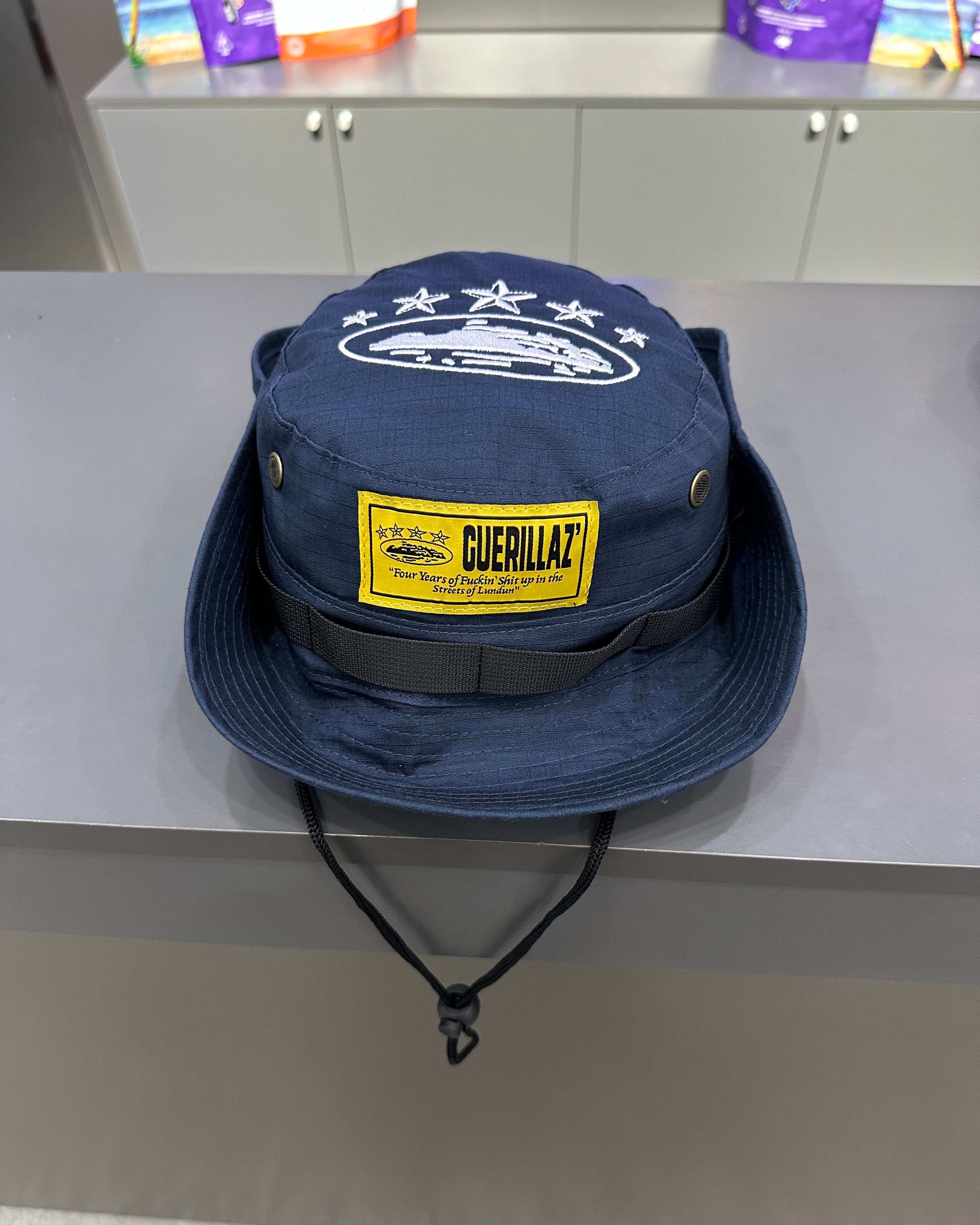 Corteiz OG Guerillaz Bucket Hat - Bleu