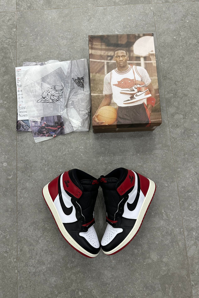 Jordan 1 Retro High OG - Black Toe Reimagined