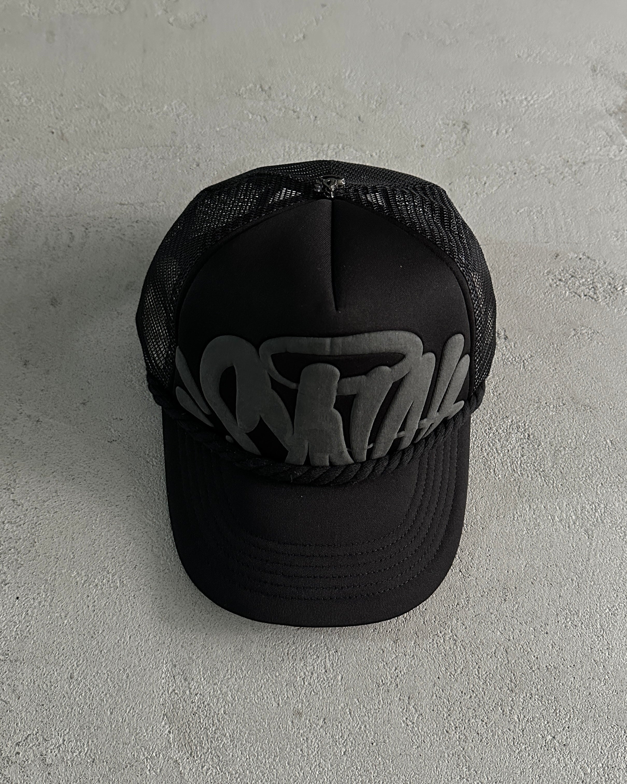 Syna World Rope Trucker Hat – BLACK