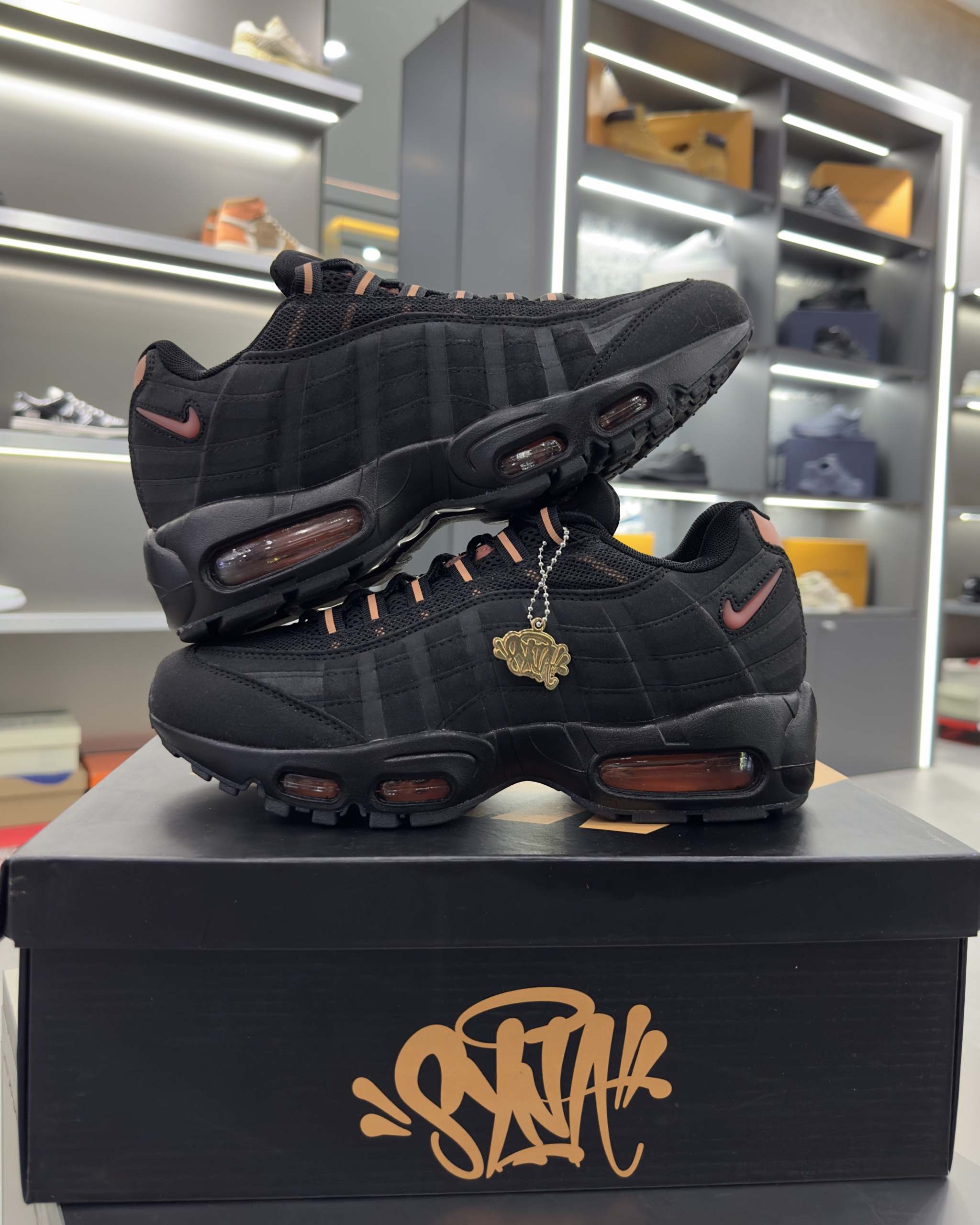 Nìke x Central Cee x Syna World Air Max 95 'Live Yours' - MAGIC CITY