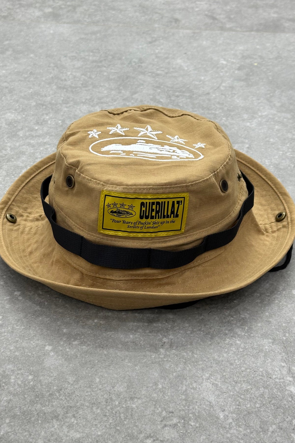 Corteiz OG Guerillaz Bucket Hat - Sandy - MAGIC CITY