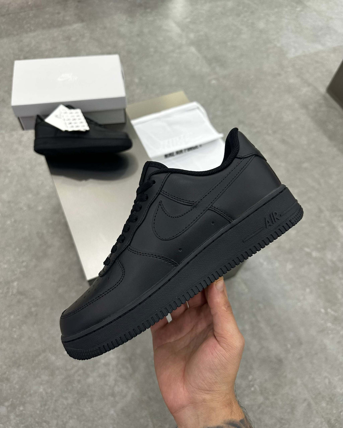 Nike Air Force 1 Triple Black - MAGIC CITY