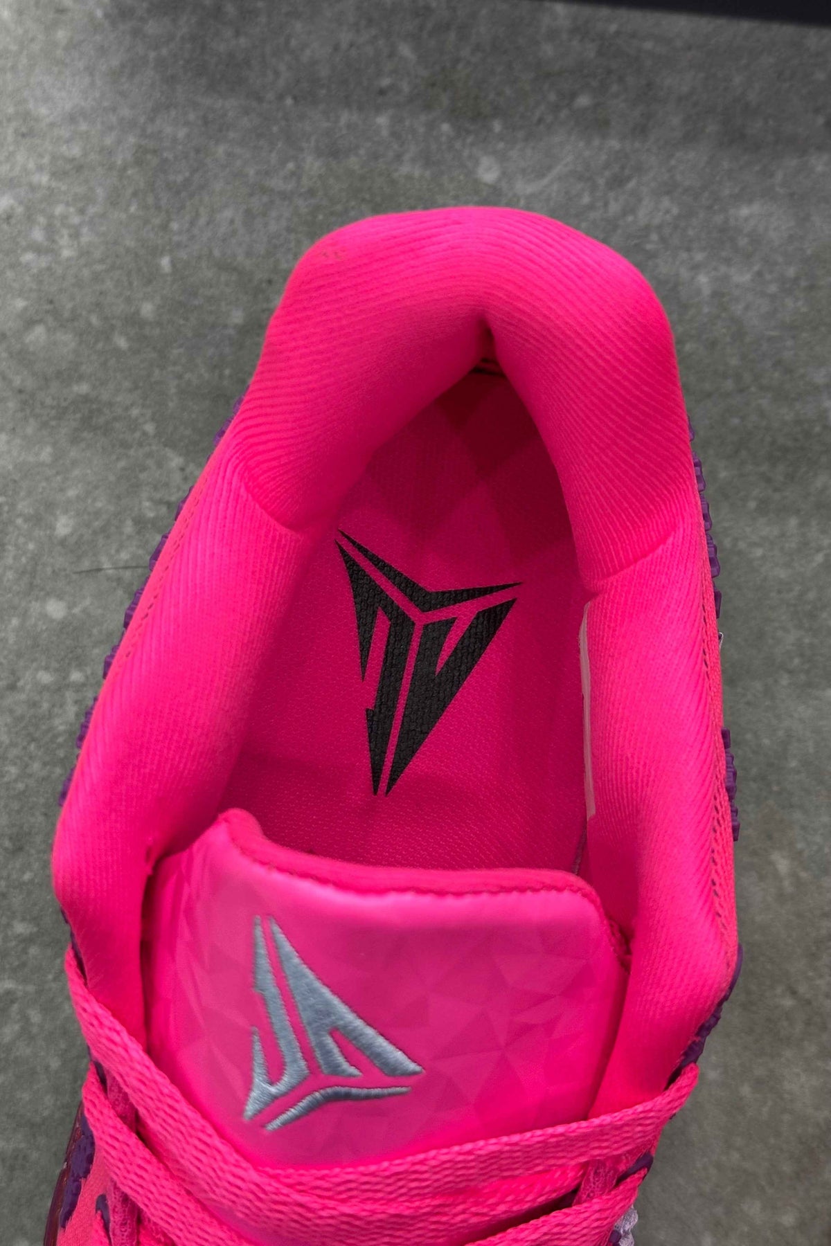 Nike ja 3 max volume - pink