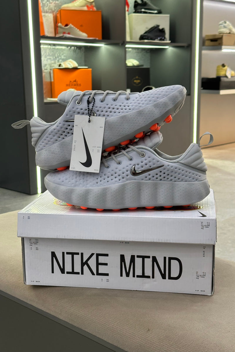 Nike Mind 002 - Light Smoke Grey