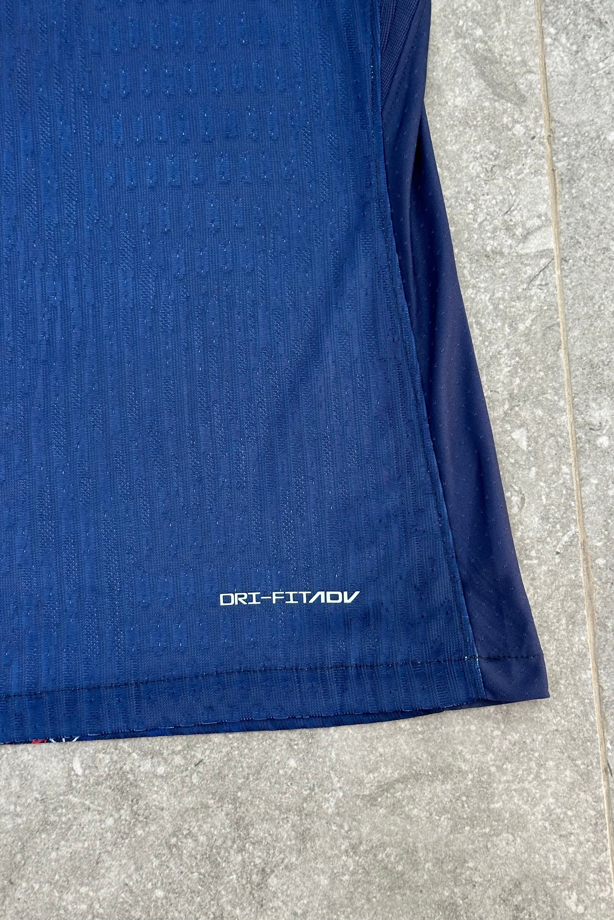 Paris Saint Germain 2025/26
XO The Weeknd | Player Version - MAGIC CITY