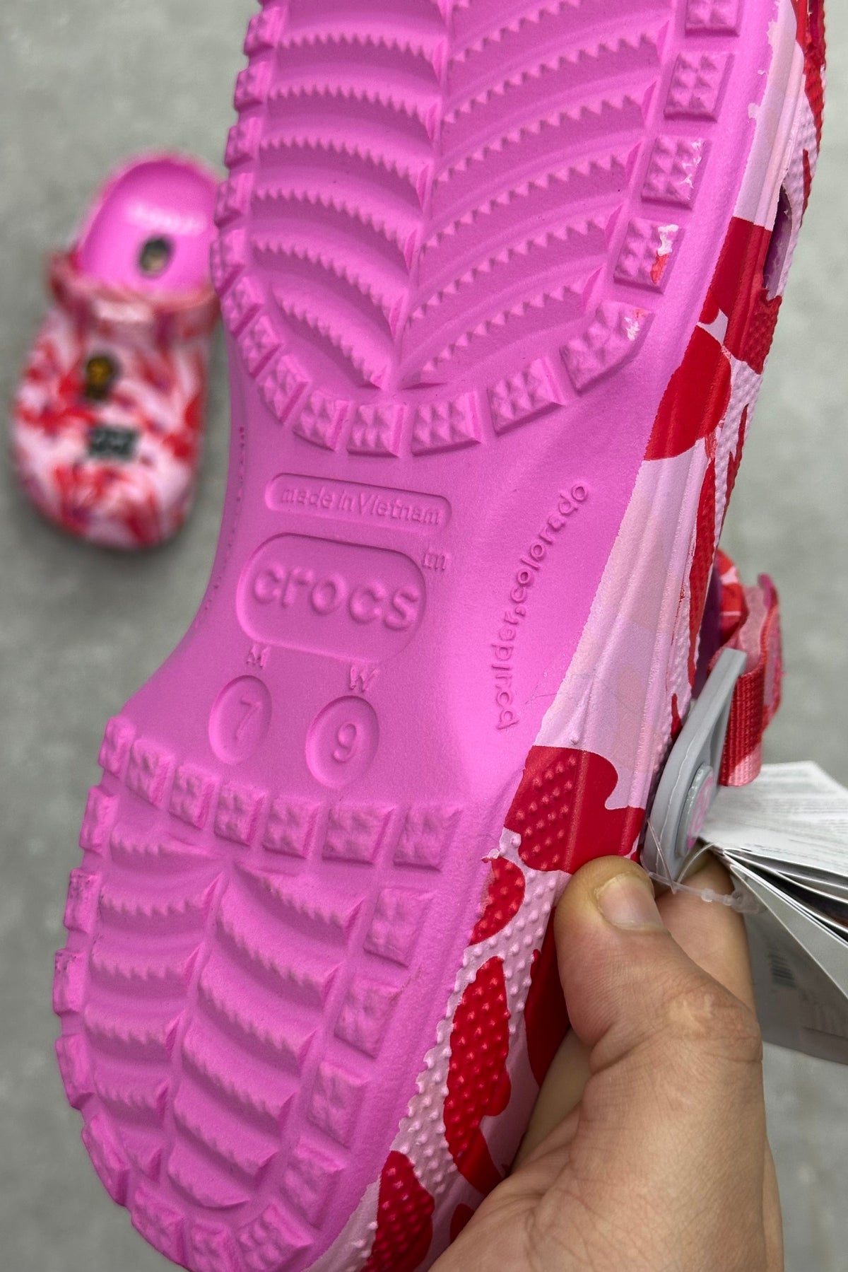 Crocs X A Bathing Ape ABC
Camo - Pink - MAGIC CITY