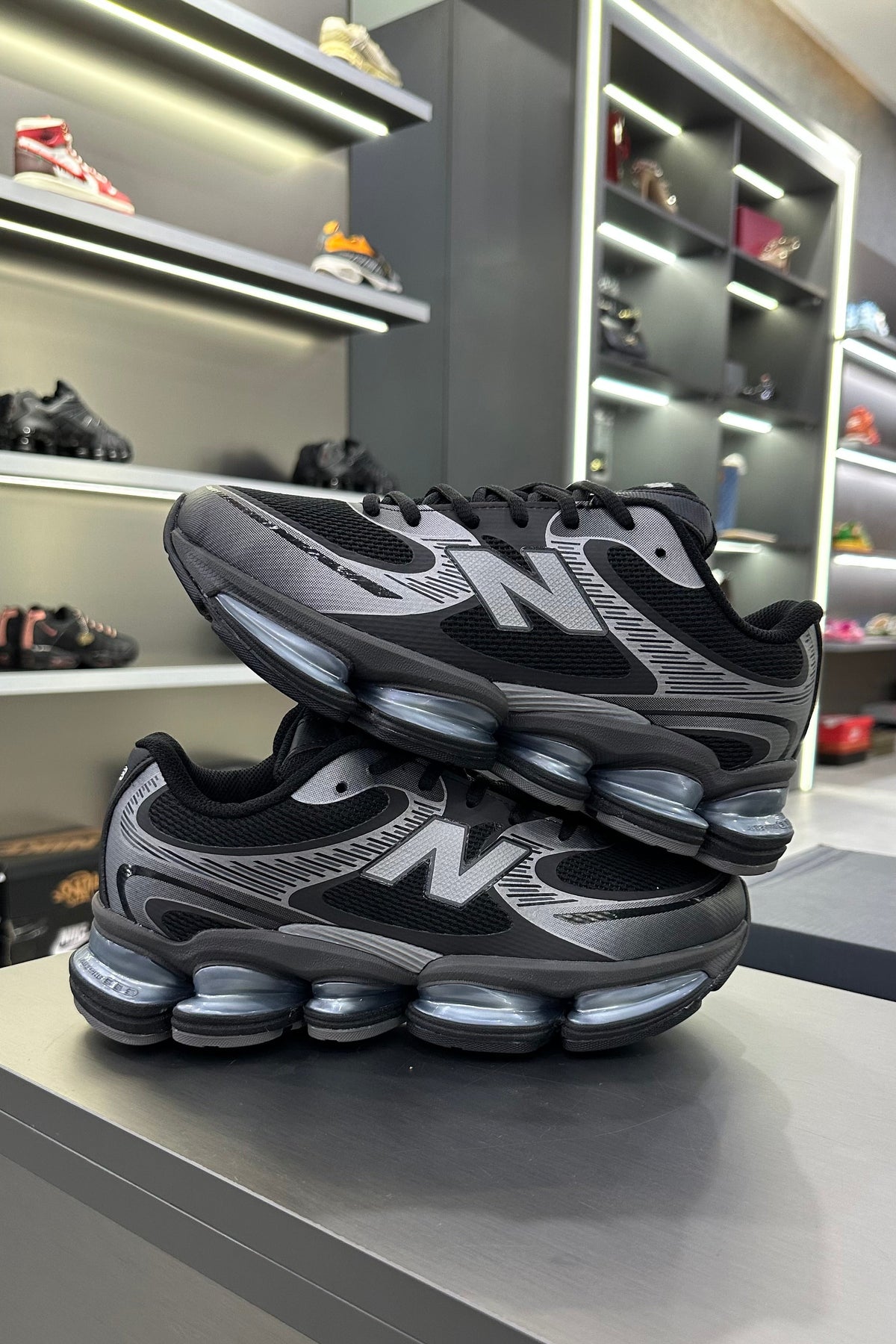 New Balance Abzorb 2000 Black Grey - MAGIC CITY