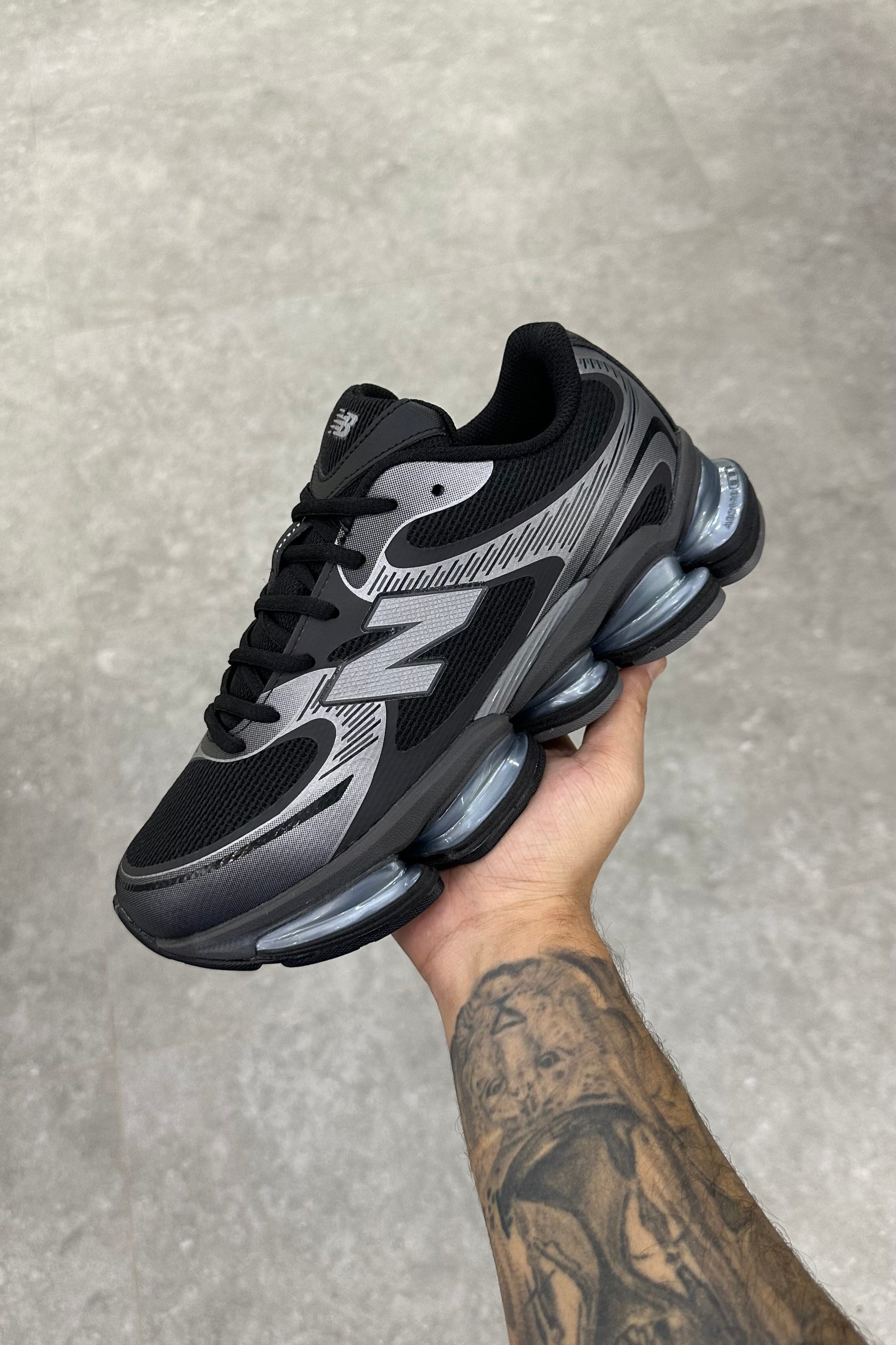 New Balance Abzorb 2000 Black Grey