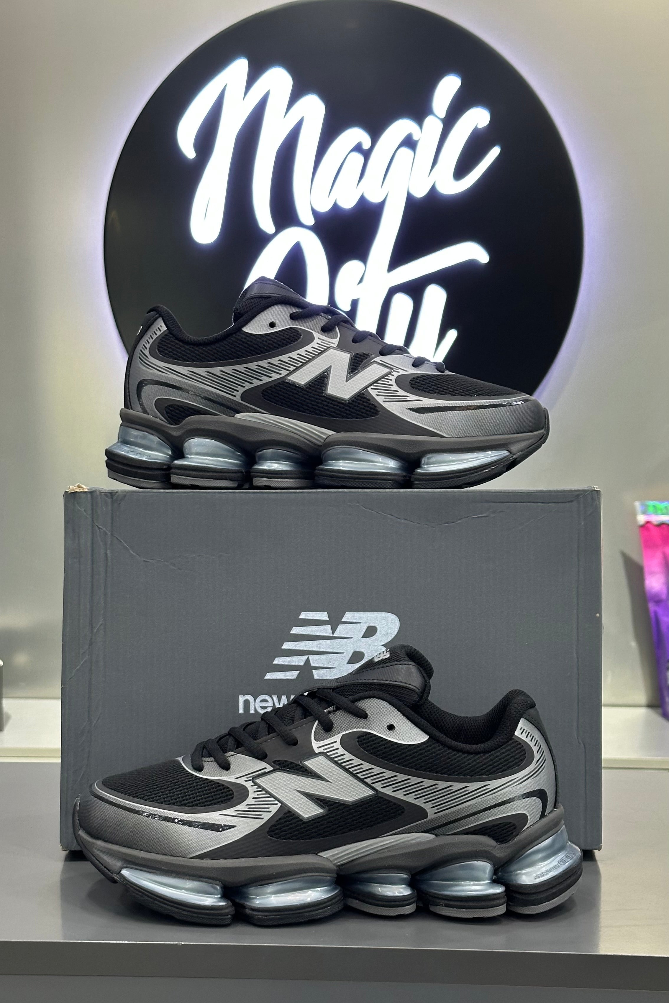 New Balance Abzorb 2000 Black Grey