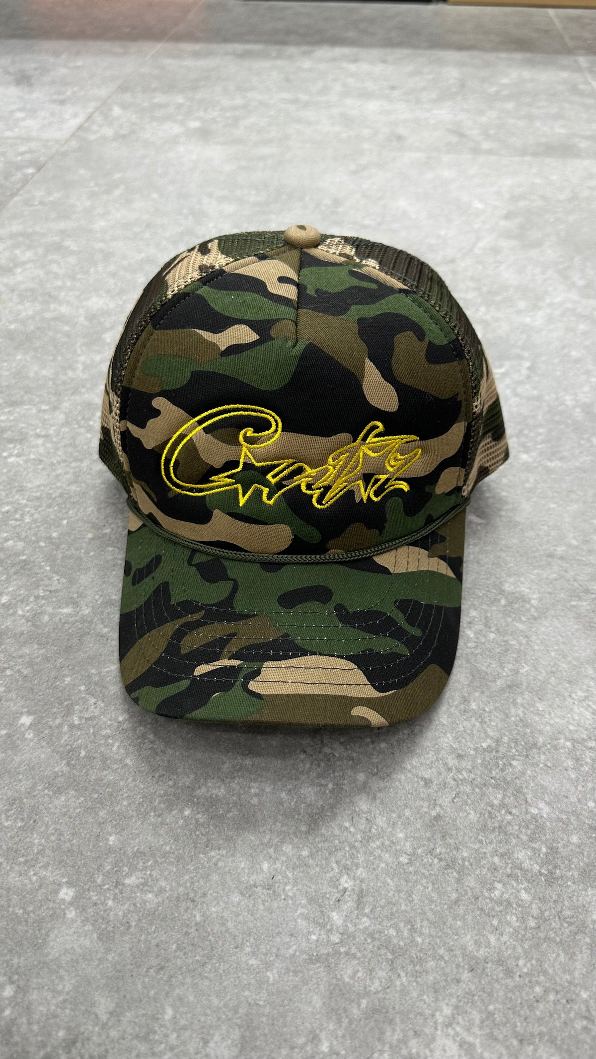 CORTEIZ 5 STARZ Alcatraz Trucker Hat – Camo Yellow - MAGIC CITY