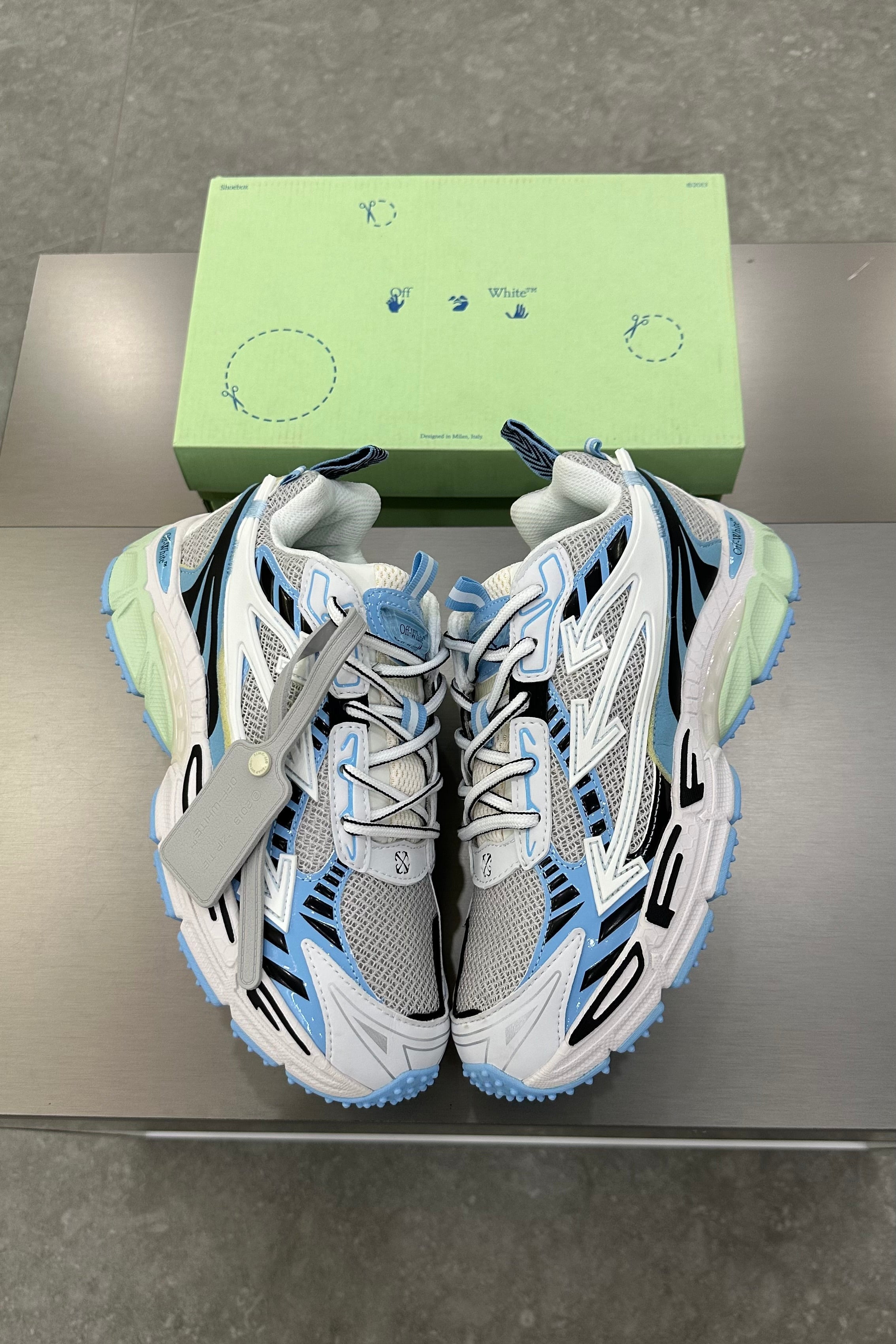 Off White Be Right Back - WHITE