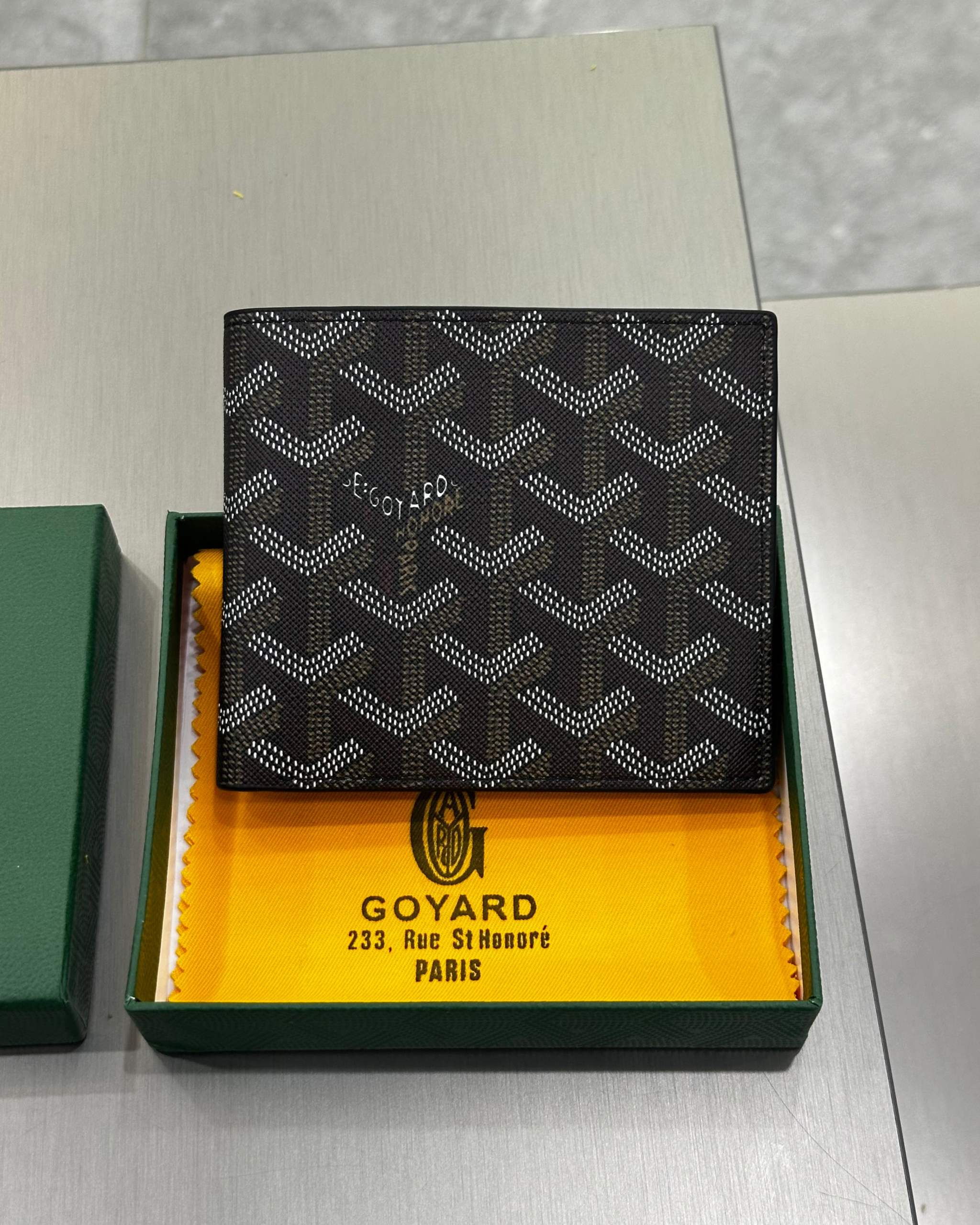 Goyard Victoire Wallet Black - MAGIC CITY