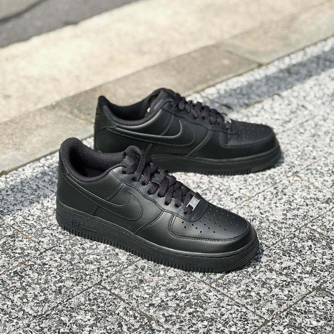 AF1 triple black - MAGIC CITY