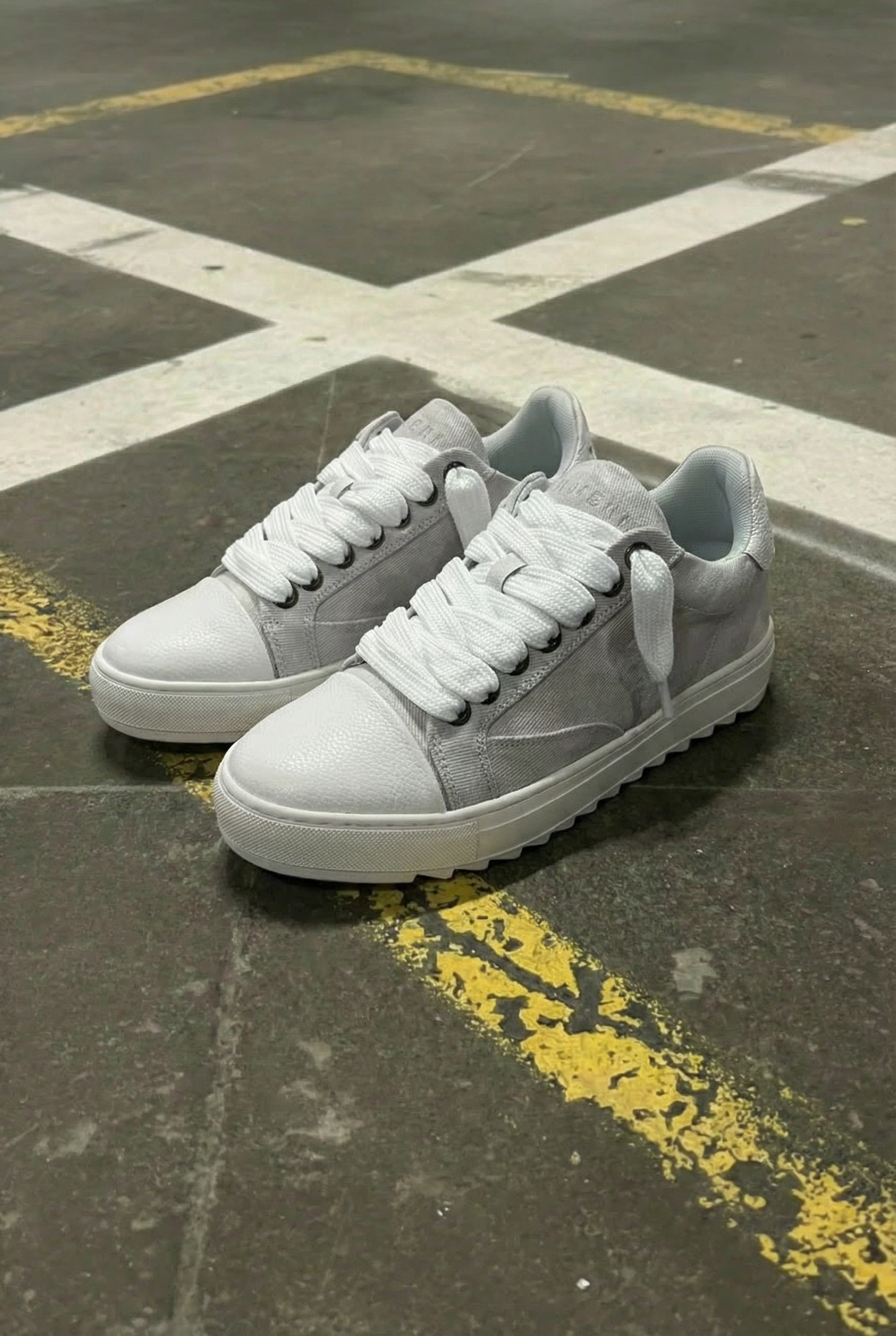 Numeris Atelier Pigment Sneakers - Cloud