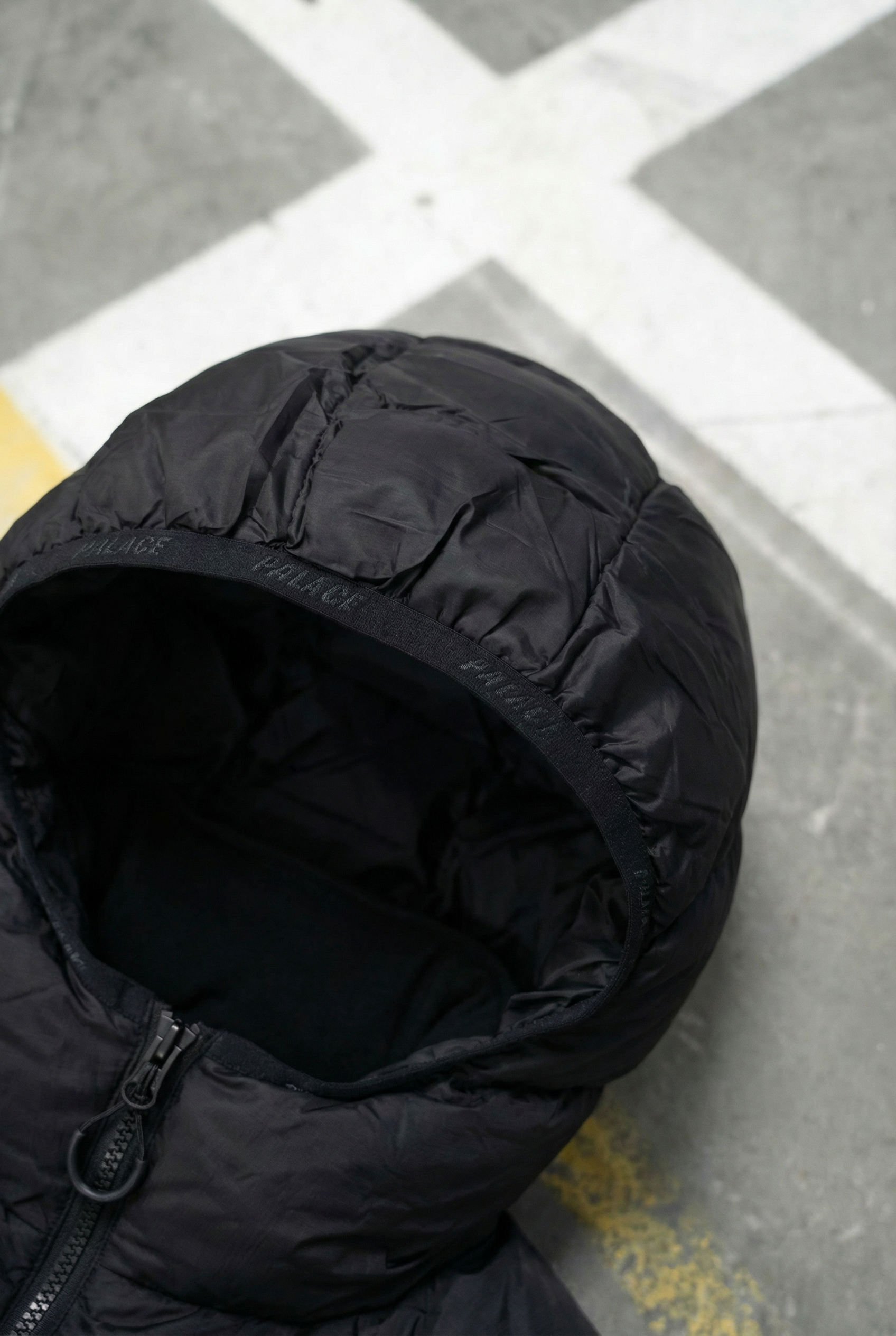 PALACE PERTEX FROST BALACLAVA PUFFA - Balck