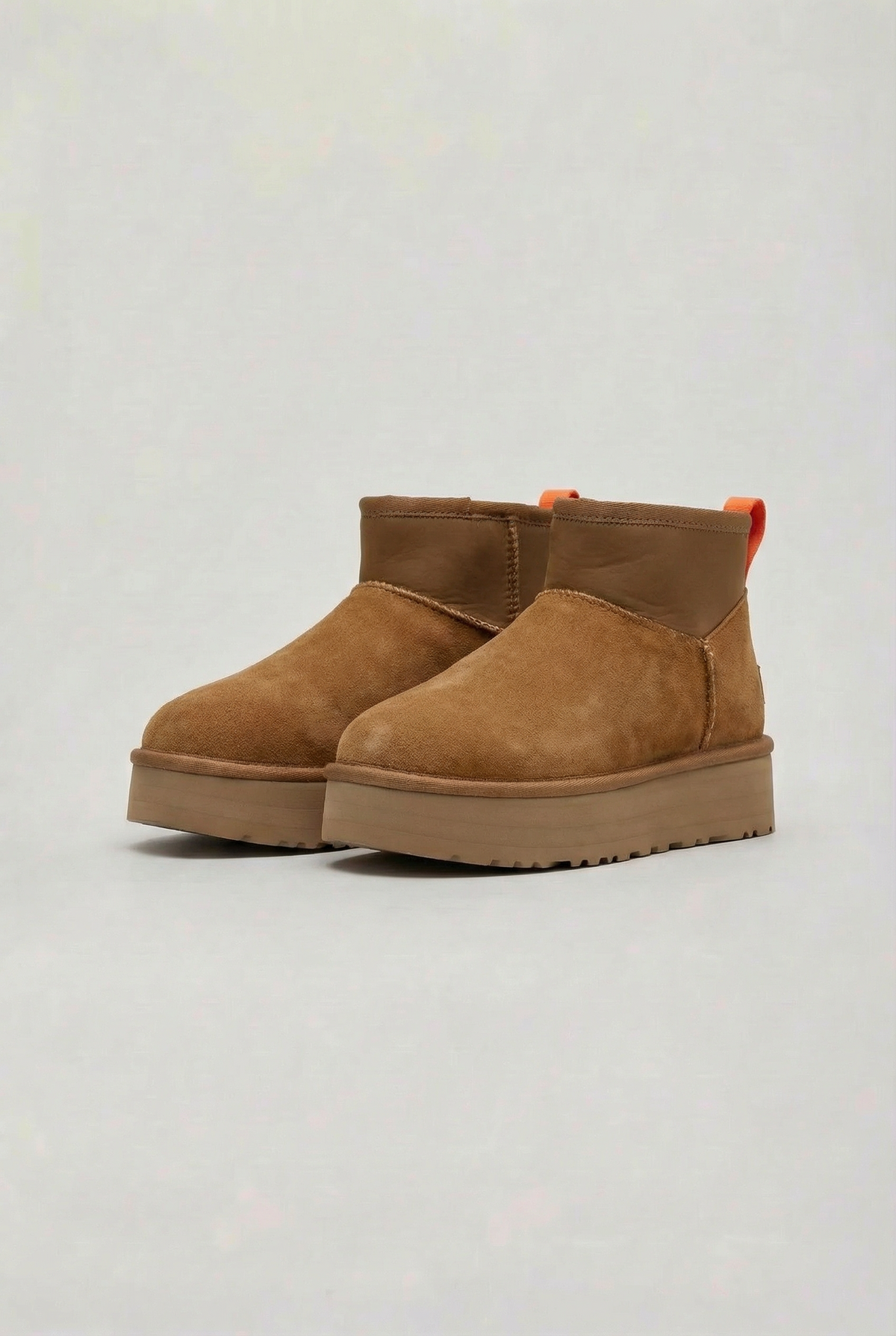 UGG Classic Mini Dipper Boot