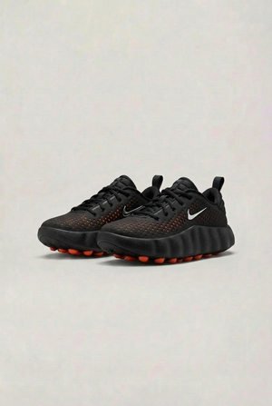 Nike Mind 002 - Black/Hyper Crimson