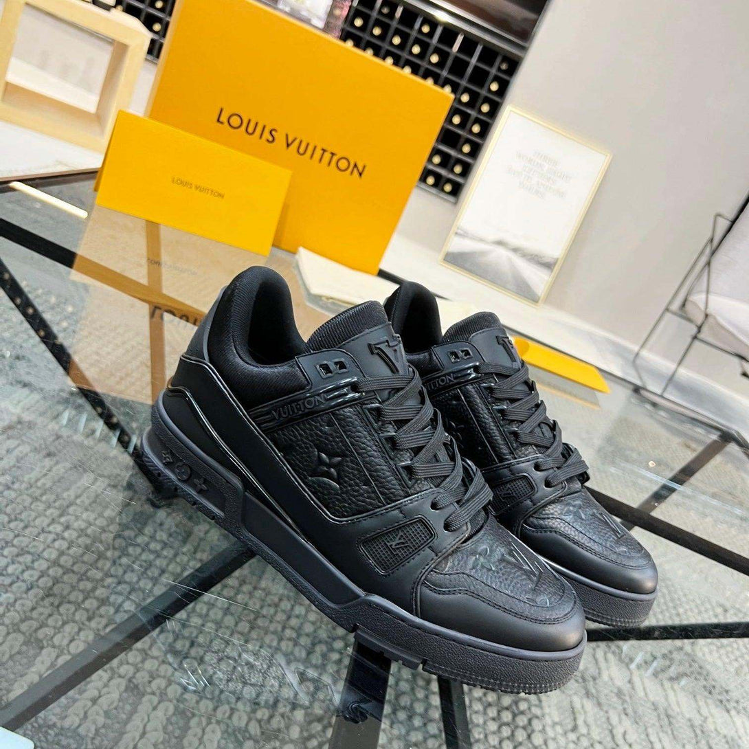 LV TRAINER BLACK LEATHER - MAGIC CITY