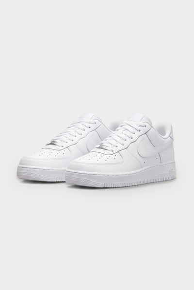 Nike Air Force 1 Triple White