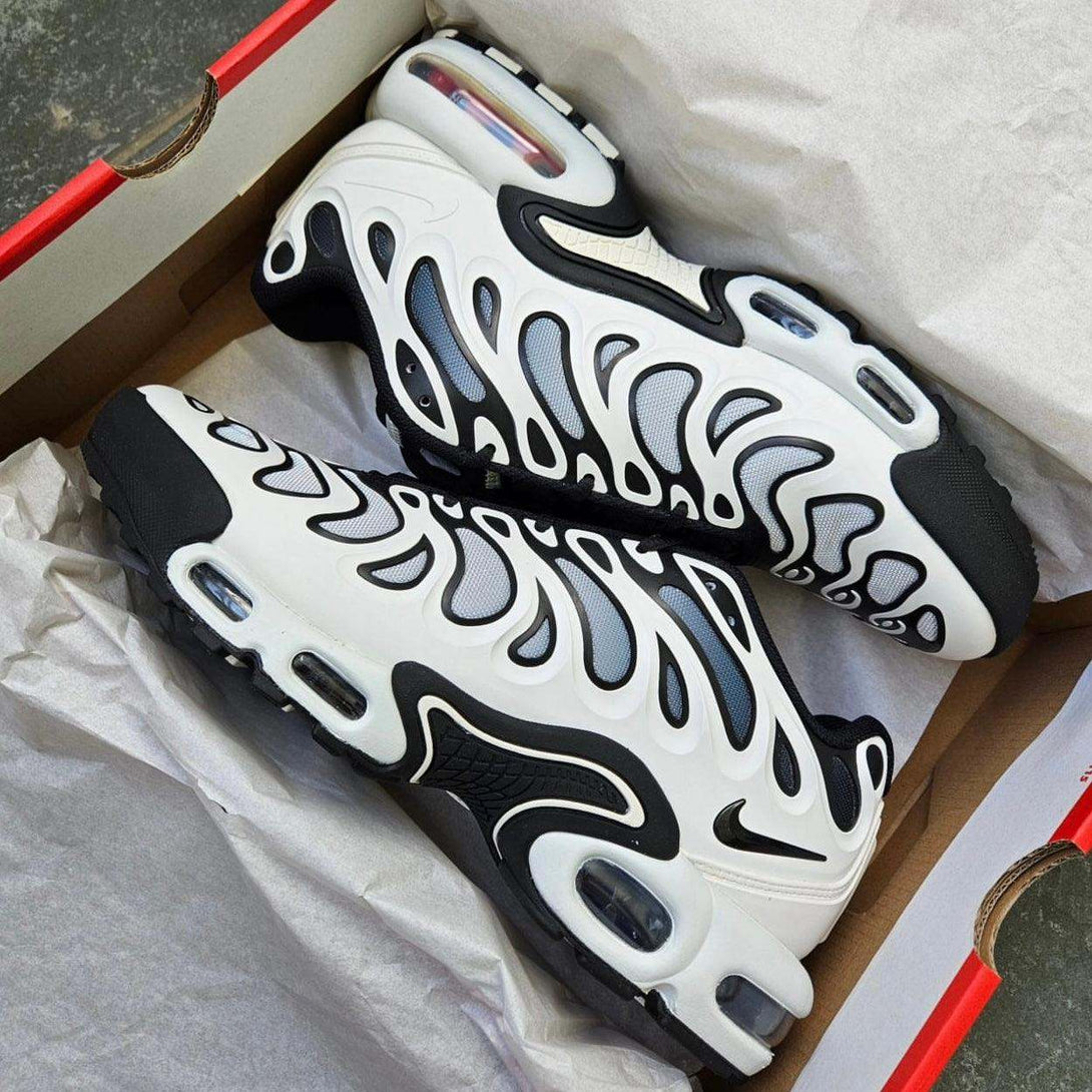 Nike Air Max Plus Drift "White/Black" - MAGIC CITY