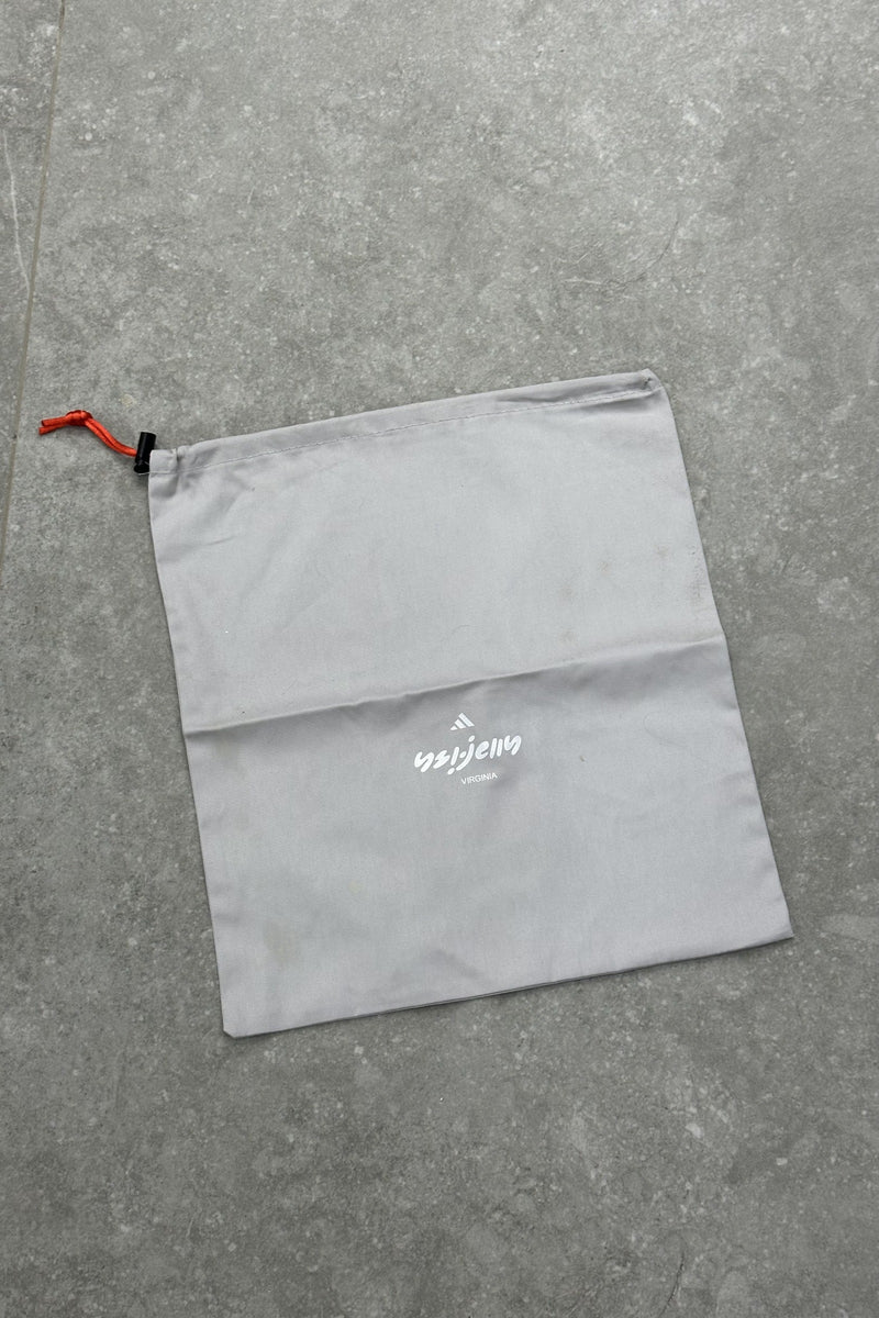 Pharrell Williams x Adidas Adistar Jellyfish – Focus Olive/Core Black/Orange – dust bag