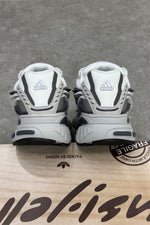 Pharrell Williams x Adidas Adistar Jellyfish – Solid Grey/Core Black/Clear Onix – heels on the box