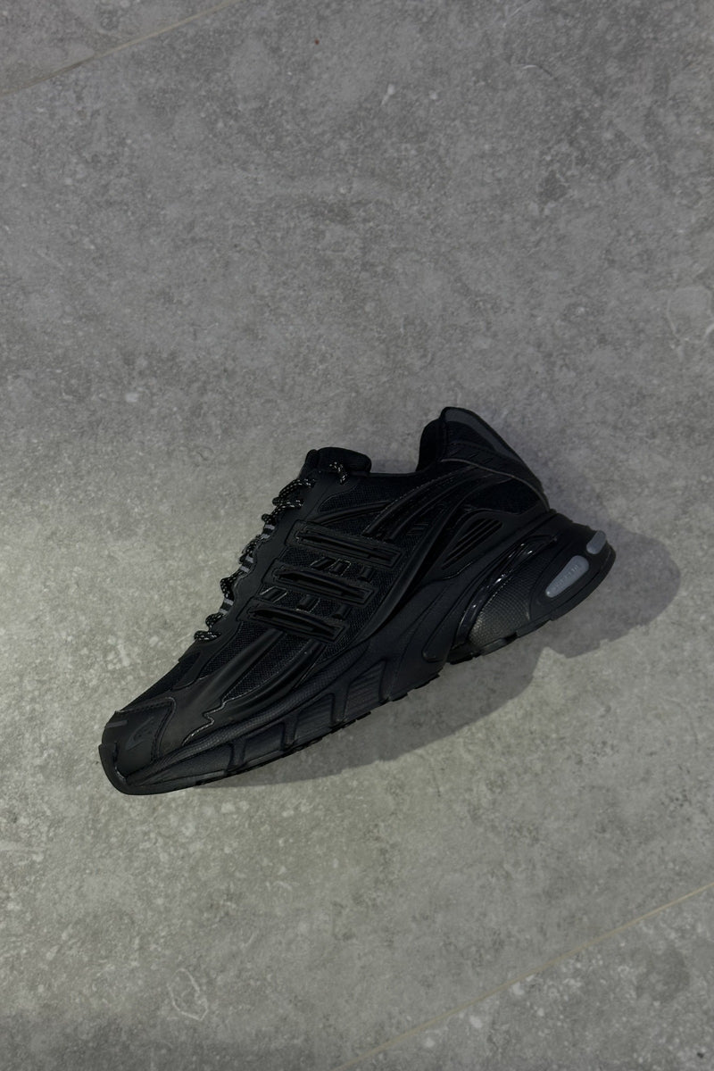 Pharrell Williams x Adidas Adistar Jellyfish – Triple Black – side view