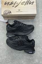 Pharrell Williams x Adidas Adistar Jellyfish – Triple Black – pair with box