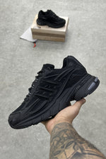 Pharrell Williams x Adidas Adistar Jellyfish – Triple Black – in hand