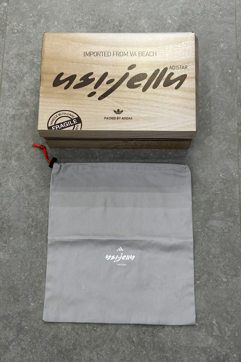 Pharrell Williams x Adidas Adistar Jellyfish – Triple Black – box and dust bag